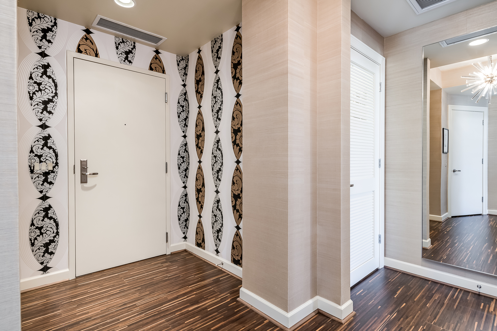 310 South Michigan Avenue, Unit 1900 Chicago, IL 60604 - Photo 3 of 29 a view of a bedroom with wooden floor and closet