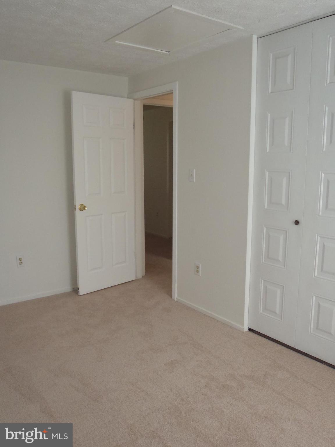 8025 Red Jacket Way Jessup, MD 20794 - Photo 5 of 21 Gallery Image 5