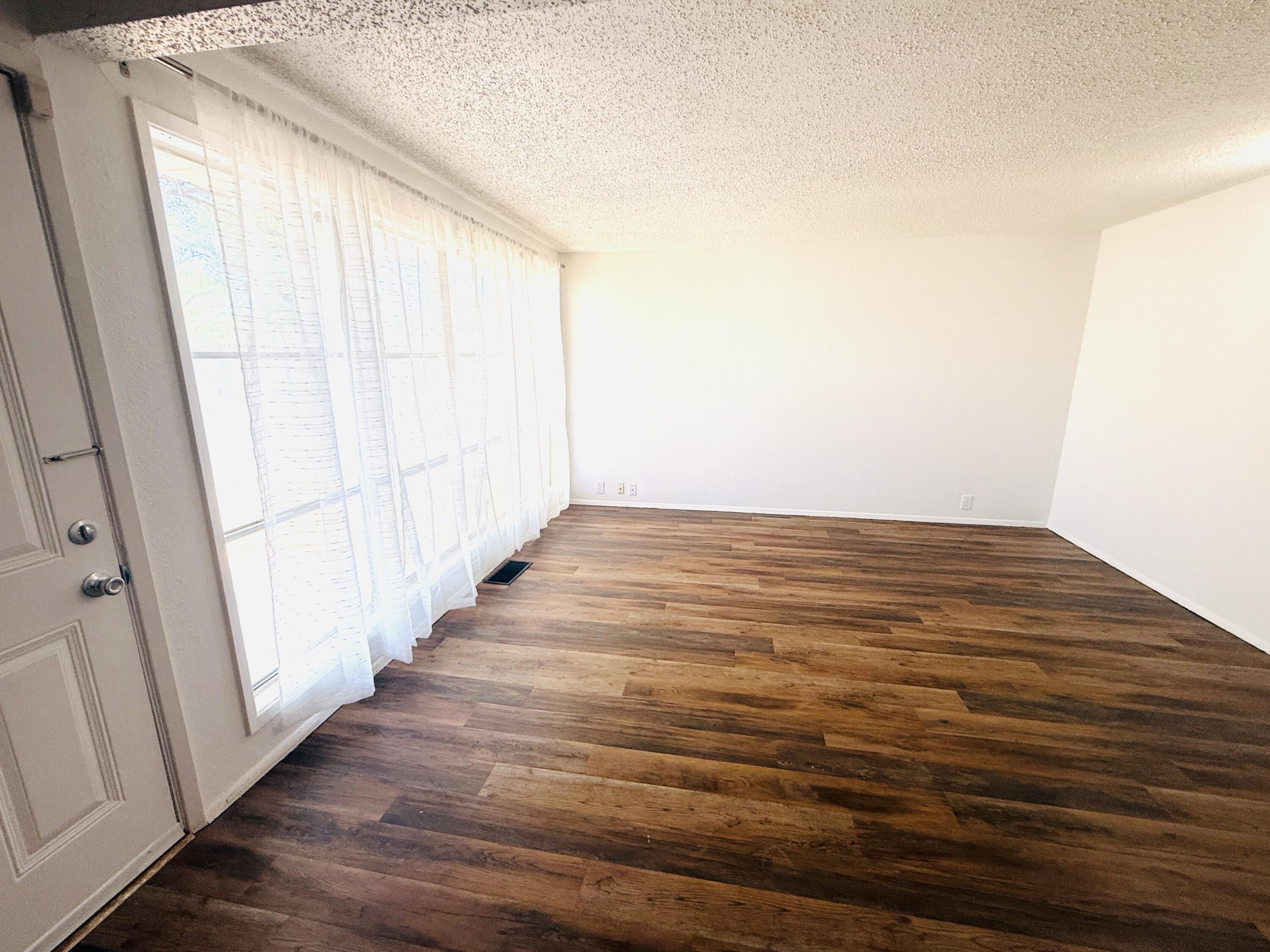 2726 68th Street Lubbock, TX 79413 - Photo 17 of 19 IMG_9445
