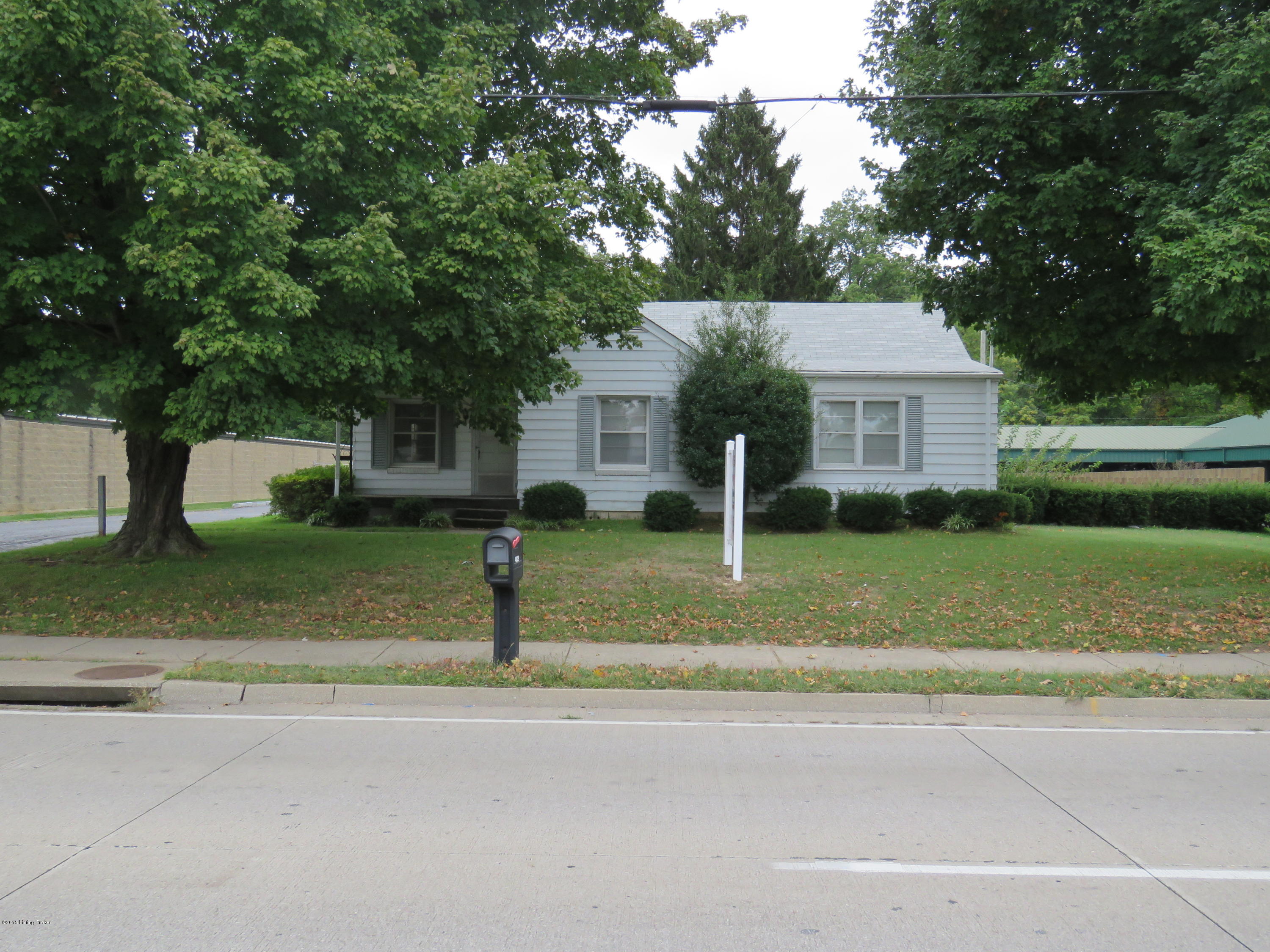 4829 Poplar Level Road Louisville, KY 40213 - Photo 25 of 55 IMG_1666