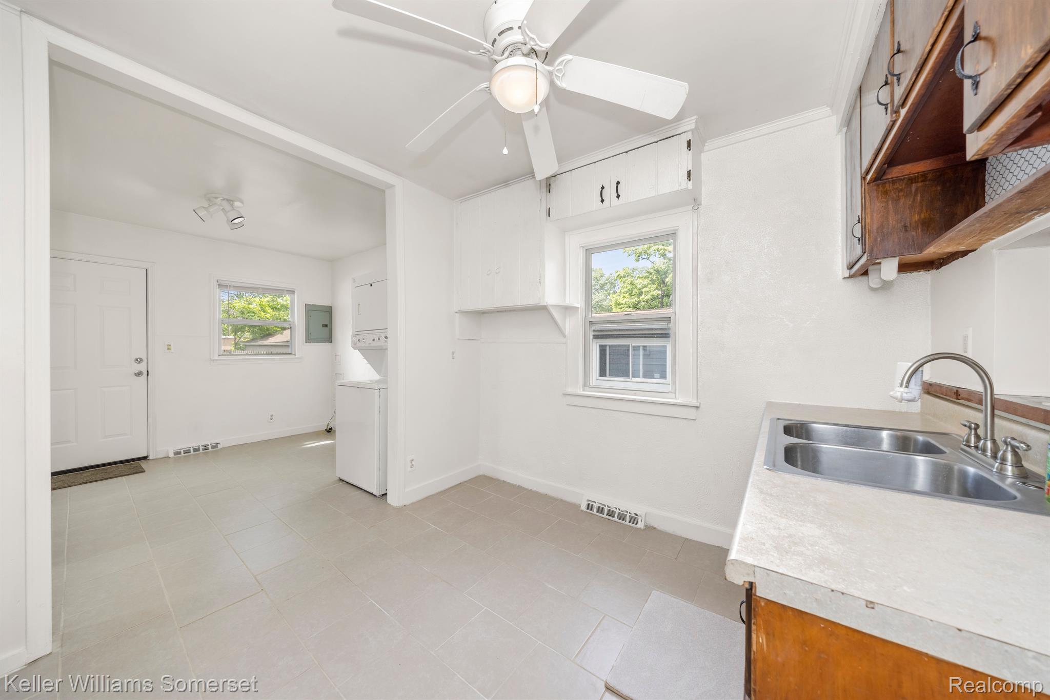 2115 Leitch Road Ferndale, MI 48220 - Photo 10 of 30 Gallery Image 10