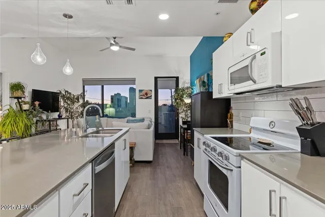 $349,000 | 1130 North 2nd Street, Unit 210, Phoenix, AZ 85004