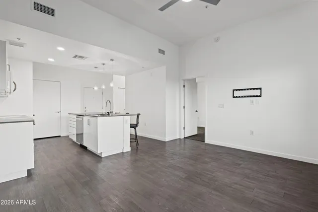 $345,000 | 1130 North 2nd Street, Unit 210, Phoenix, AZ 85004