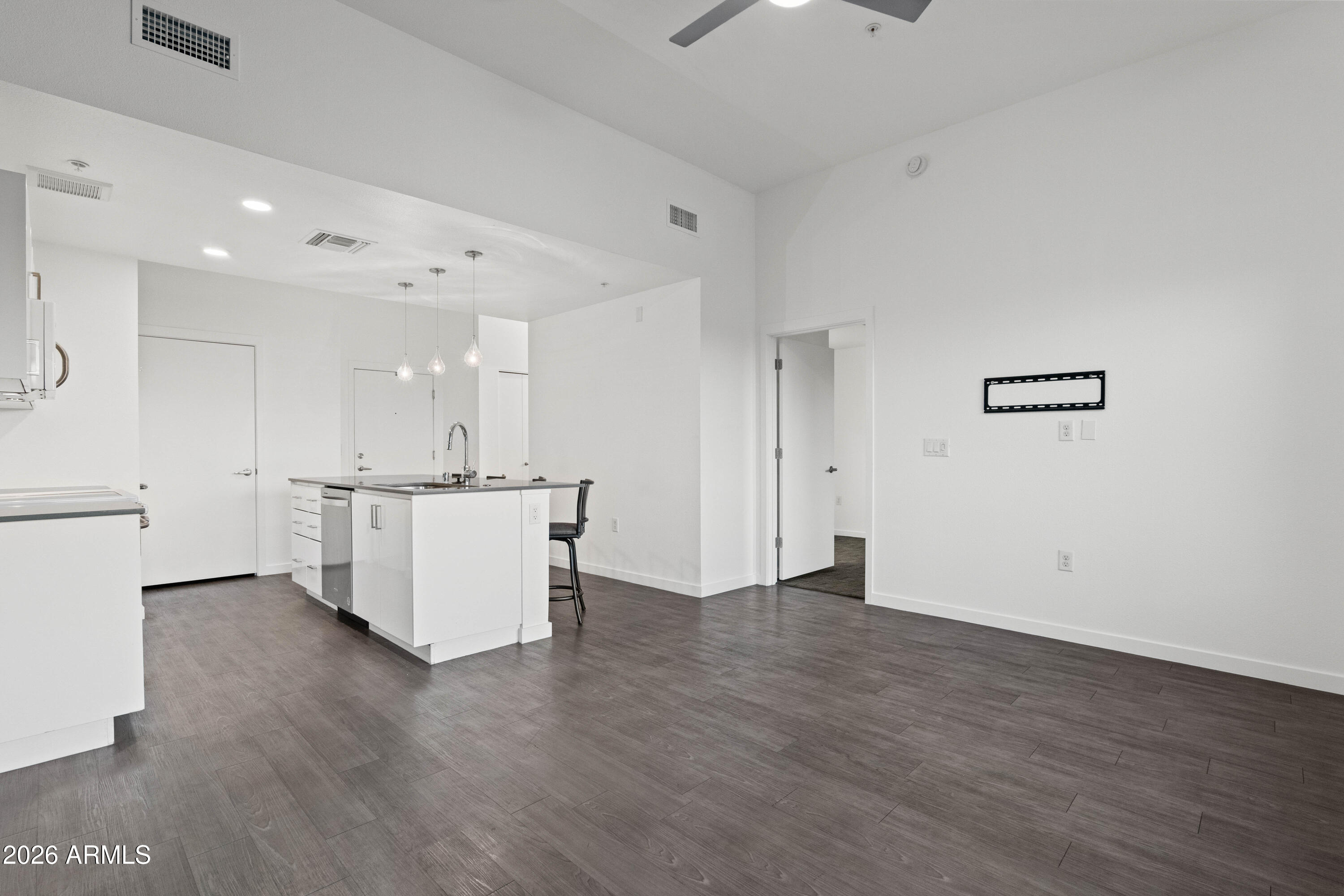 1130 North 2nd Street, Unit 210 Phoenix, AZ 85004 - Photo 9 of 24 2nd St Reshoot-7