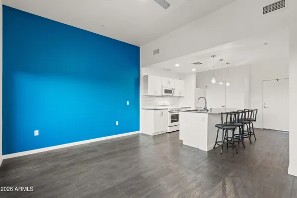 $339,900 | 1130 North 2nd Street, Unit 210, Phoenix, AZ 85004