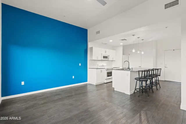 $345,000 | 1130 North 2nd Street, Unit 210, Phoenix, AZ 85004