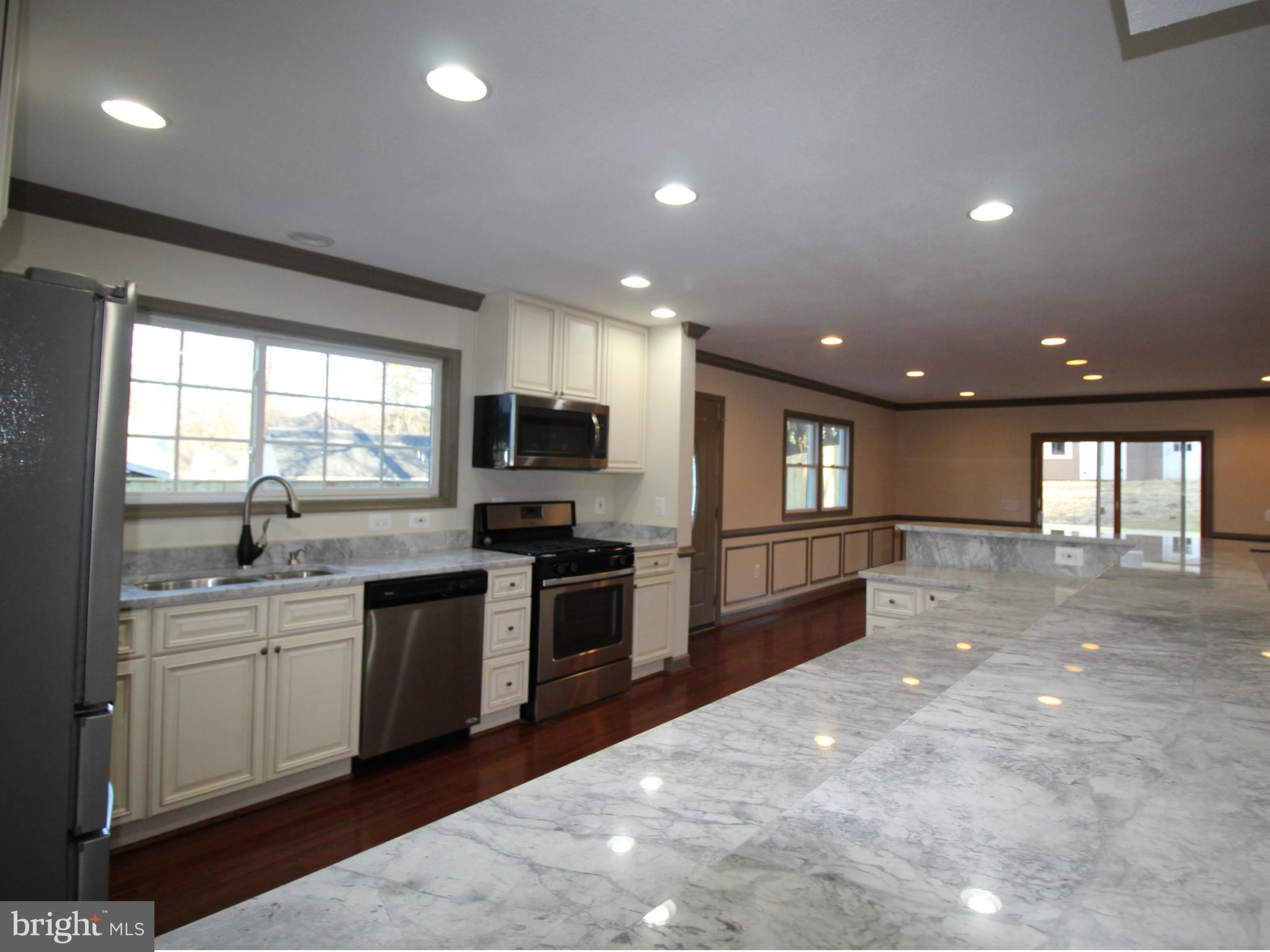 7409 Paxton Road Falls Church, VA 22043 - Photo 4 of 25 Kitchen