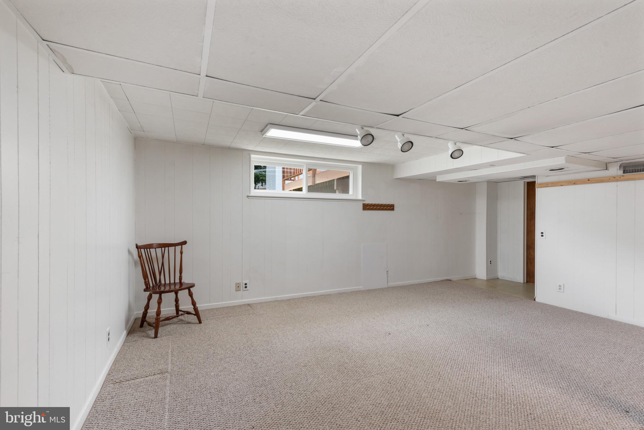 33 Edgemoor Road Lutherville-Timonium, MD 21093 - Photo 34 of 43 Gallery Image 34