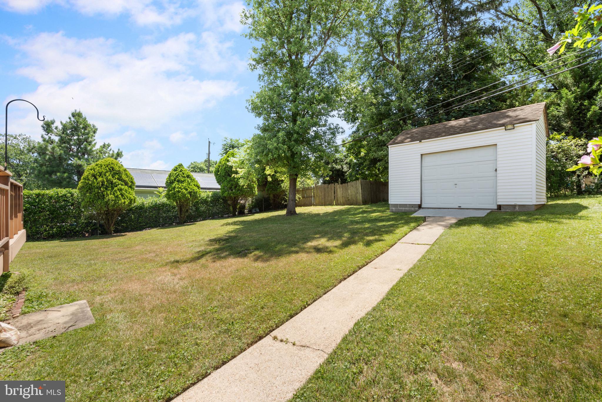 33 Edgemoor Road Lutherville-Timonium, MD 21093 - Photo 42 of 43 Gallery Image 42