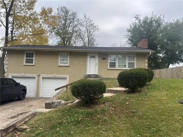 $275,000 | 7901 Ella Avenue, Kansas City, KS 66112