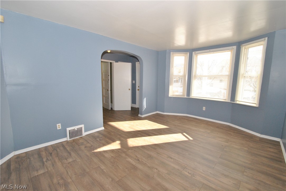 3910 Riverside Avenue Cleveland, OH 44109 - Photo 21 of 35 Gallery Image 21