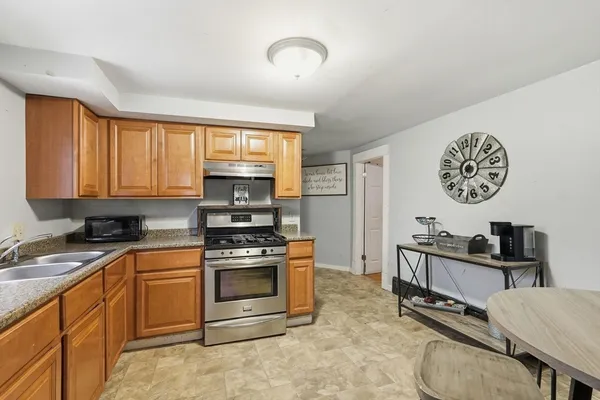 $299,999 | 34 Savoy Avenue, Springfield, MA 01104