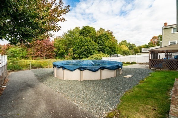 97 Edgemere Road Lynn, MA 01904 - Photo 35 of 41 Gallery Image 35