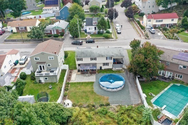 97 Edgemere Road Lynn, MA 01904 - Photo 4 of 41 Gallery Image 4