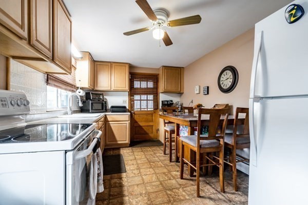 97 Edgemere Road Lynn, MA 01904 - Photo 8 of 41 Gallery Image 8