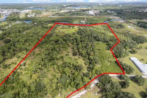 a view of outdoor space and city view