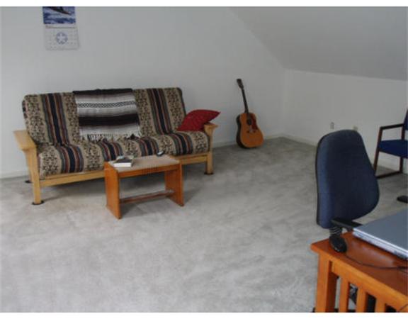 4 Country Meadow Road, Unit 4 Haverhill, MA 01832 - Photo 6 of 8