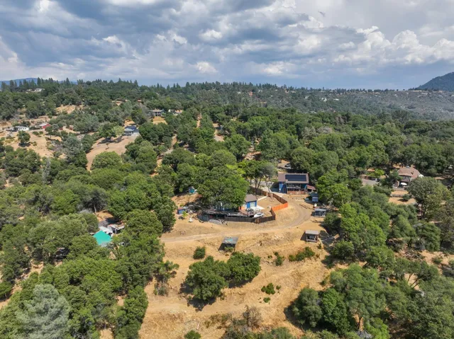 $1,500,000 | 51571 Coyote Ridge Road, Oakhurst, CA 93644