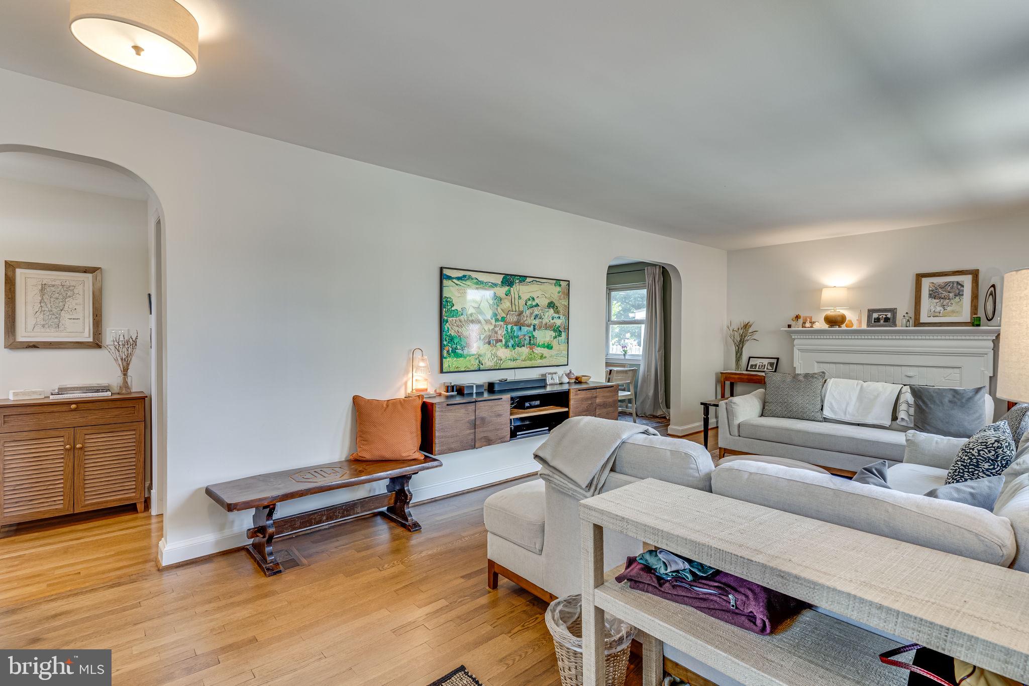 1224 Aspen Street Northwest Washington, DC 20012 - Photo 2 of 33
