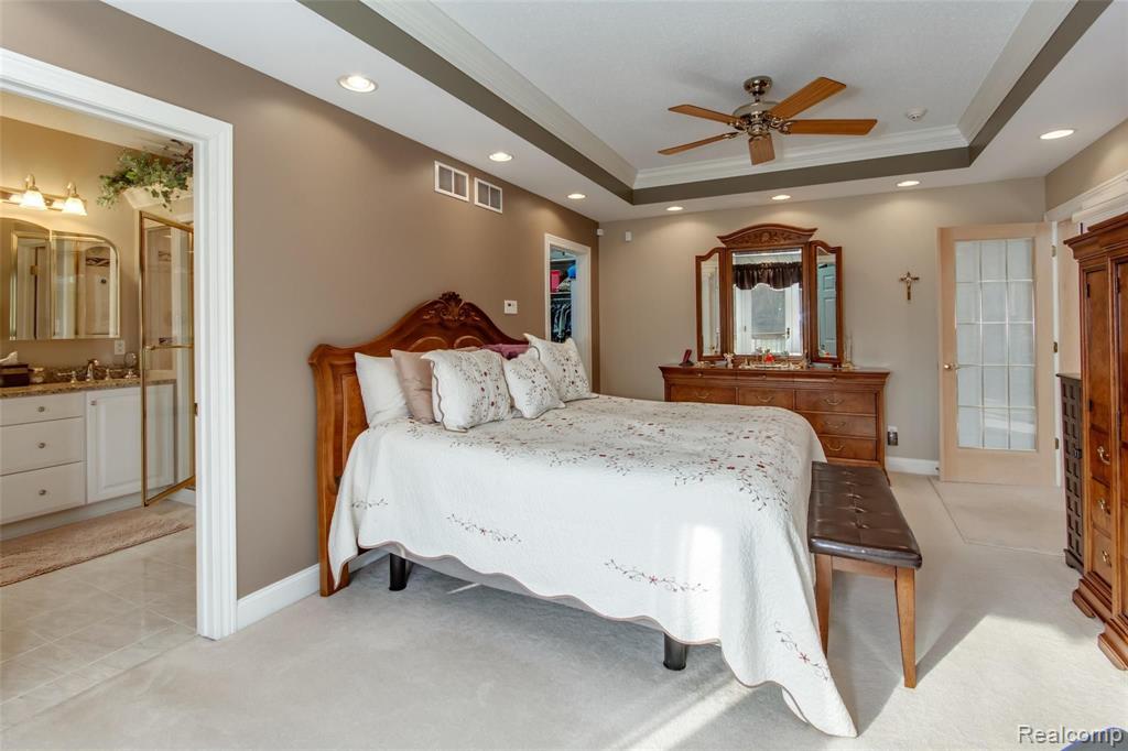 2349 Riverside Pointe Drive St. Joseph, MI 49085 - Photo 24 of 62