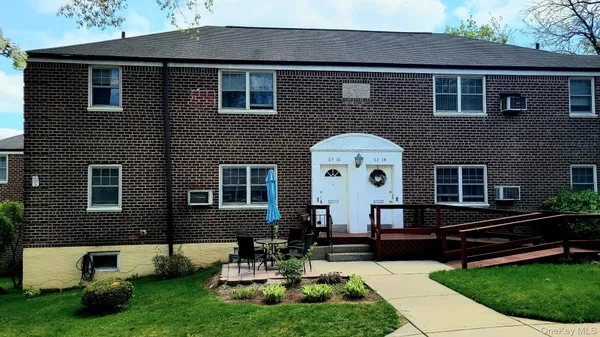 $439,000 | 63-16 252nd Street, Unit 1307 | Little Neck