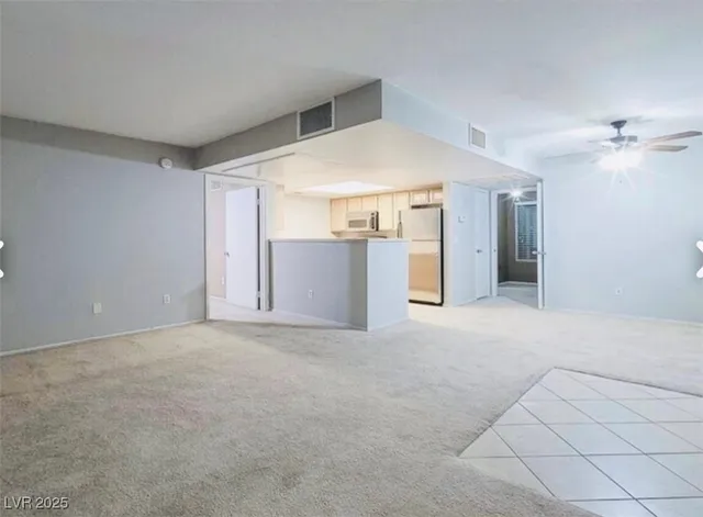 $1,300 | 8070 West Russell Road, Unit 2094, Las Vegas, NV 89113