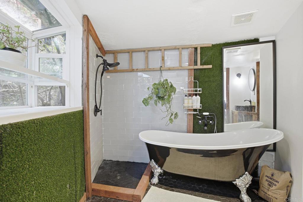 170 Diana Street Encinitas, CA 92024 - Photo 22 of 35