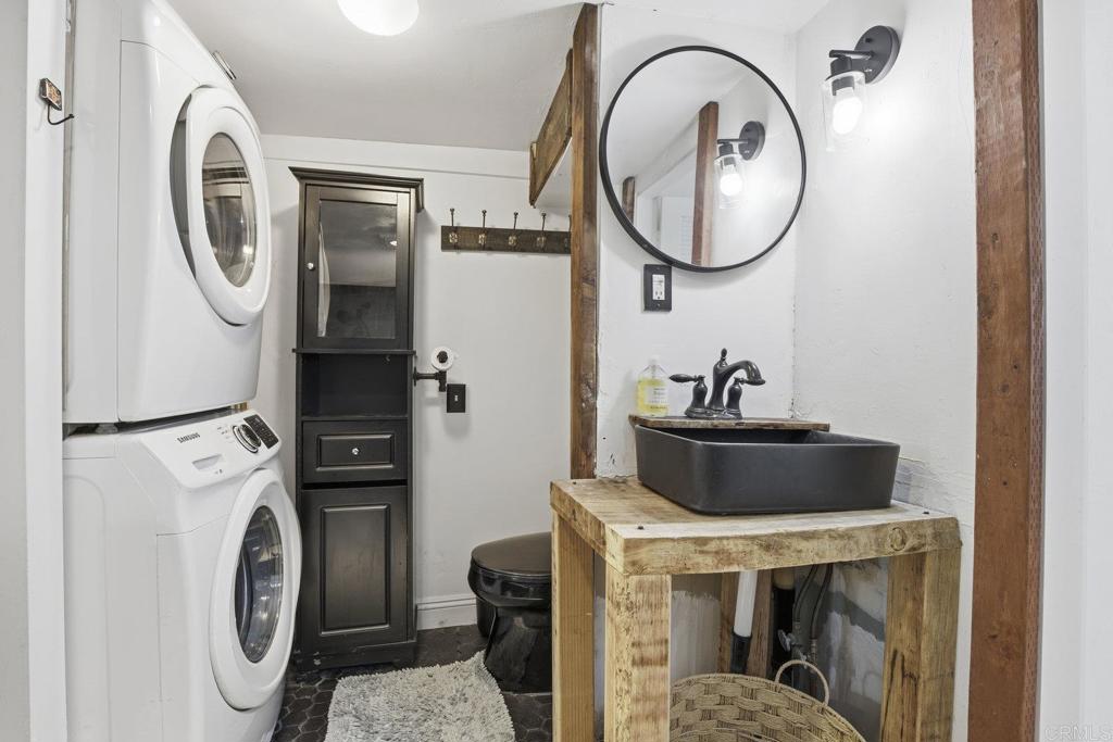 170 Diana Street Encinitas, CA 92024 - Photo 23 of 35