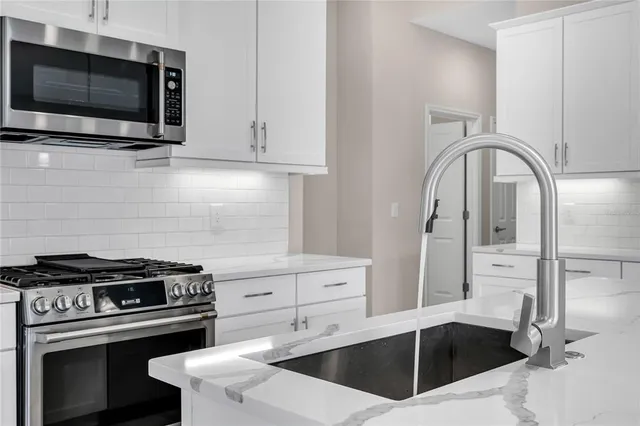 $2,450 | 12468 Oak Hill Way, Parrish, FL 34219