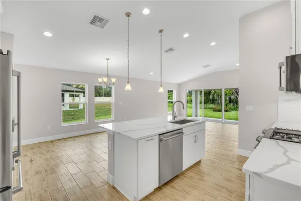 $2,325 | 12468 Oak Hill Way, Parrish, FL 34219