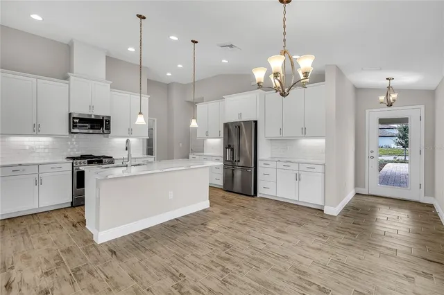 $2,450 | 12468 Oak Hill Way, Parrish, FL 34219