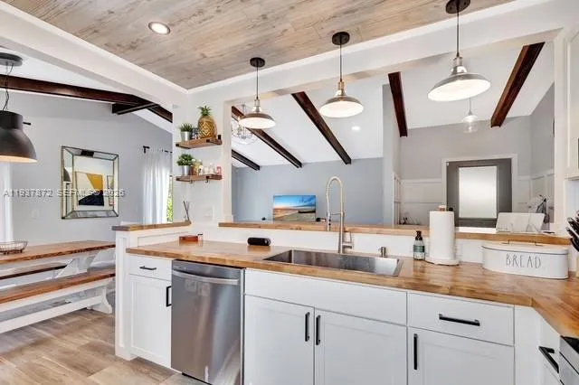 $5,000 | 83 Ironwood Way North, Palm Beach Gardens, FL 33418