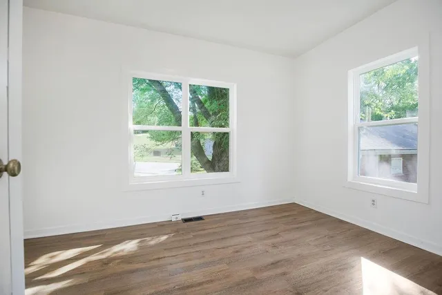 $149,900 | 11230 Felton Street, Sugar Creek, MO 64054