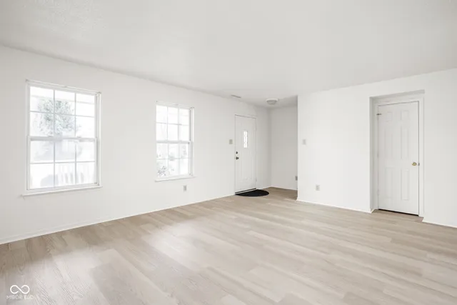 $334,900 | 6932 Merritt Ridge Way, Avon, IN 46123