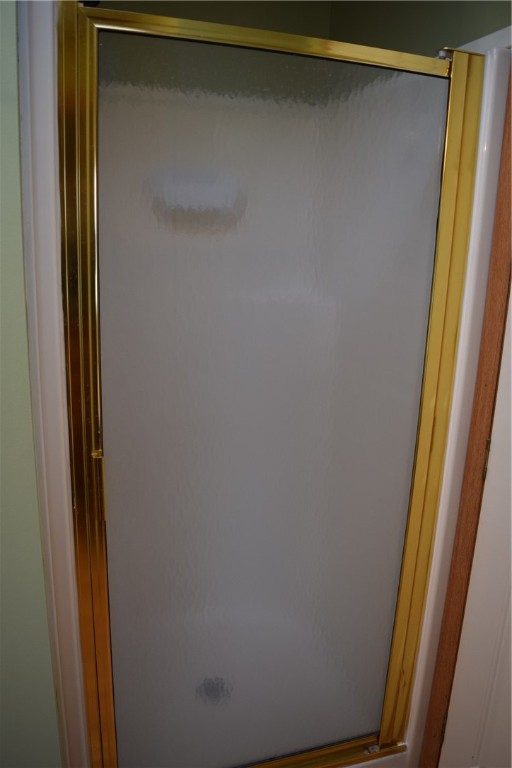 135 Heritage Estates Gaines, NY 14411 - Photo 14 of 18 Masterbath