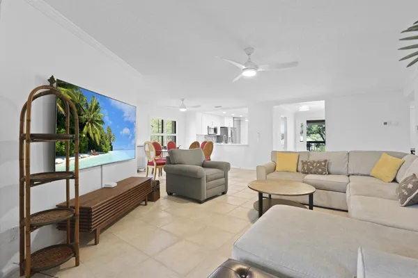 $300,000 | 5172 Southeast Club Way, Unit 207, Stuart, FL 34997