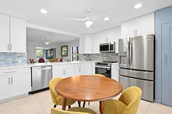 $300,000 | 5172 Southeast Club Way, Unit 207, Stuart, FL 34997