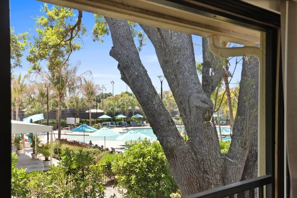 $300,000 | 5172 Southeast Club Way, Unit 207, Stuart, FL 34997