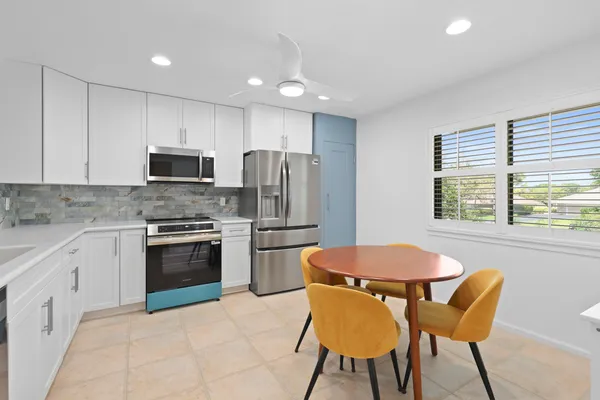 $300,000 | 5172 Southeast Club Way, Unit 207, Stuart, FL 34997