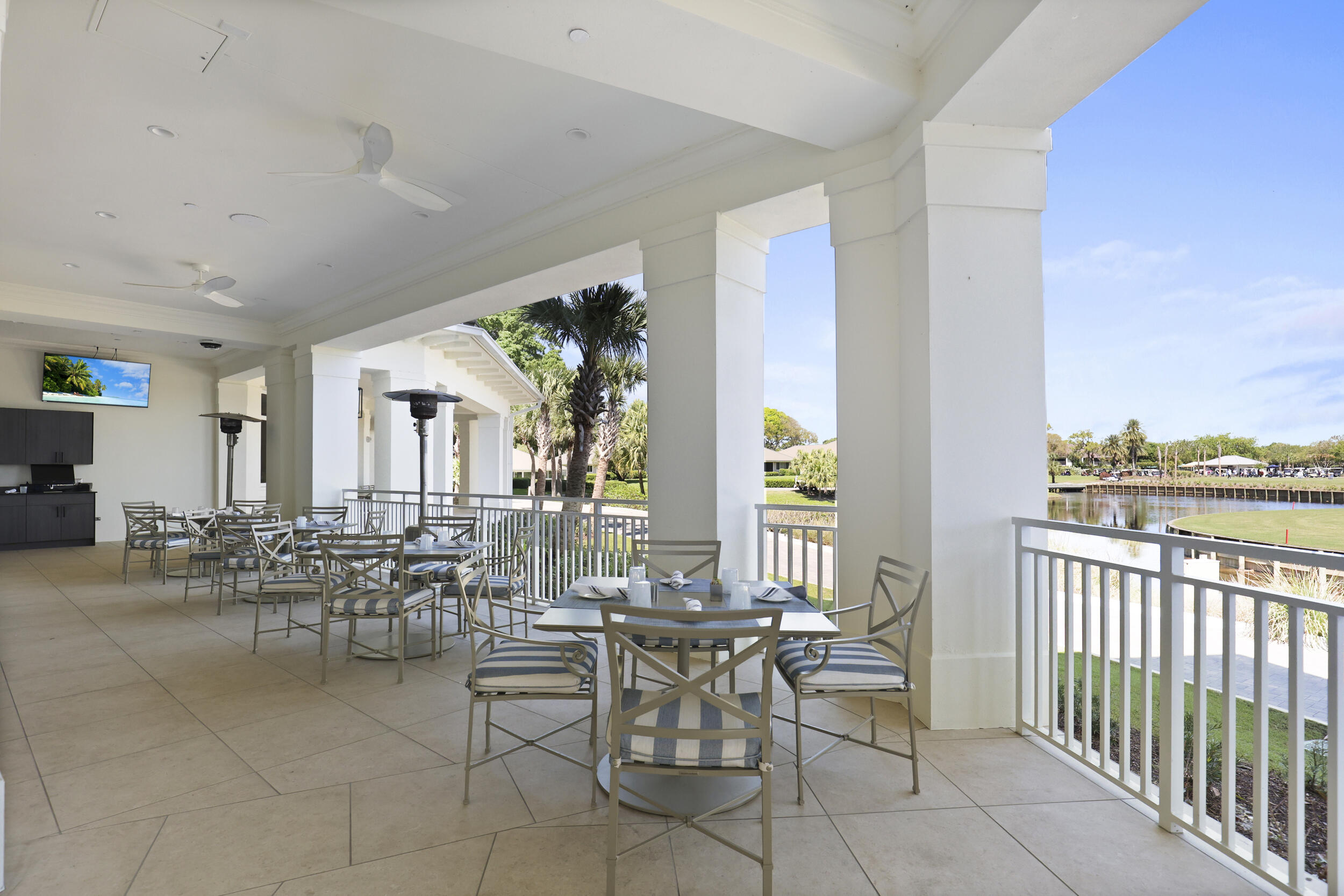 5172 Southeast Club Way, Unit 207 Stuart, FL 34997 - Photo 46 of 87 39_0o1a9939