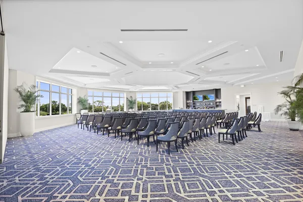 $300,000 | 5172 Southeast Club Way, Unit 207, Stuart, FL 34997