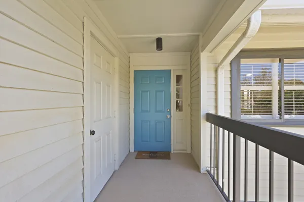 $300,000 | 5172 Southeast Club Way, Unit 207, Stuart, FL 34997