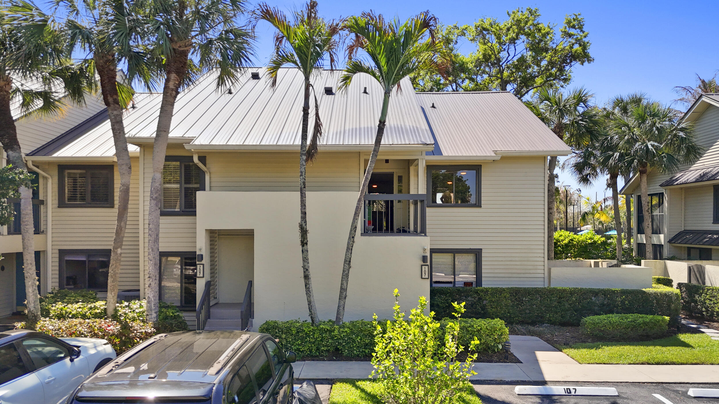 5172 Southeast Club Way, Unit 207 Stuart, FL 34997 - Photo 72 of 87 65_dji_20260324000259_0254_d