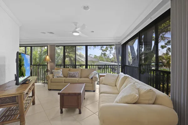 $300,000 | 5172 Southeast Club Way, Unit 207, Stuart, FL 34997