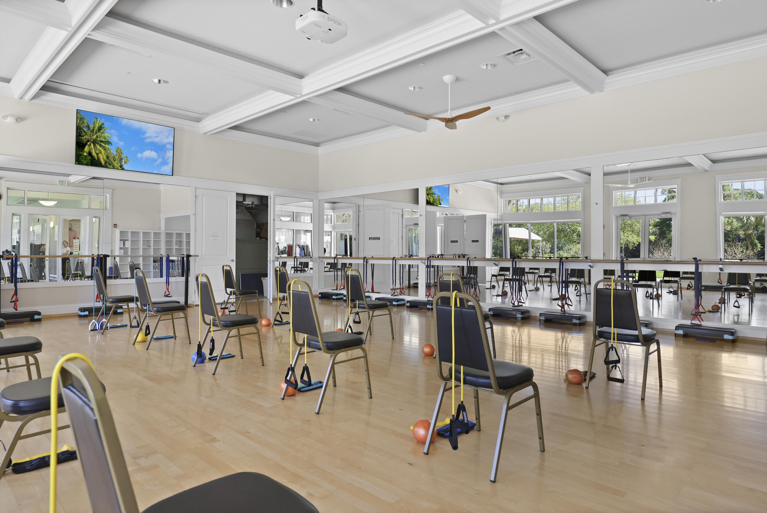 5172 Southeast Club Way, Unit 207 Stuart, FL 34997 - Photo 84 of 87 77_0o1a0060