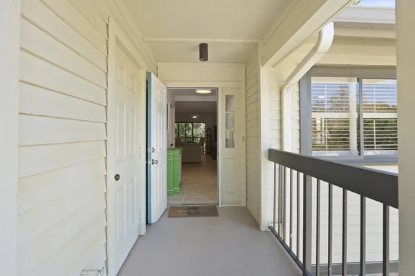 $300,000 | 5172 Southeast Club Way, Unit 207, Stuart, FL 34997