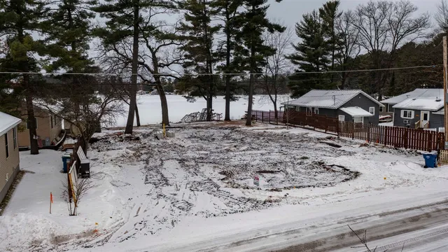 $1,200,000 | N2883 Otter Drive, Waupaca, WI 54981