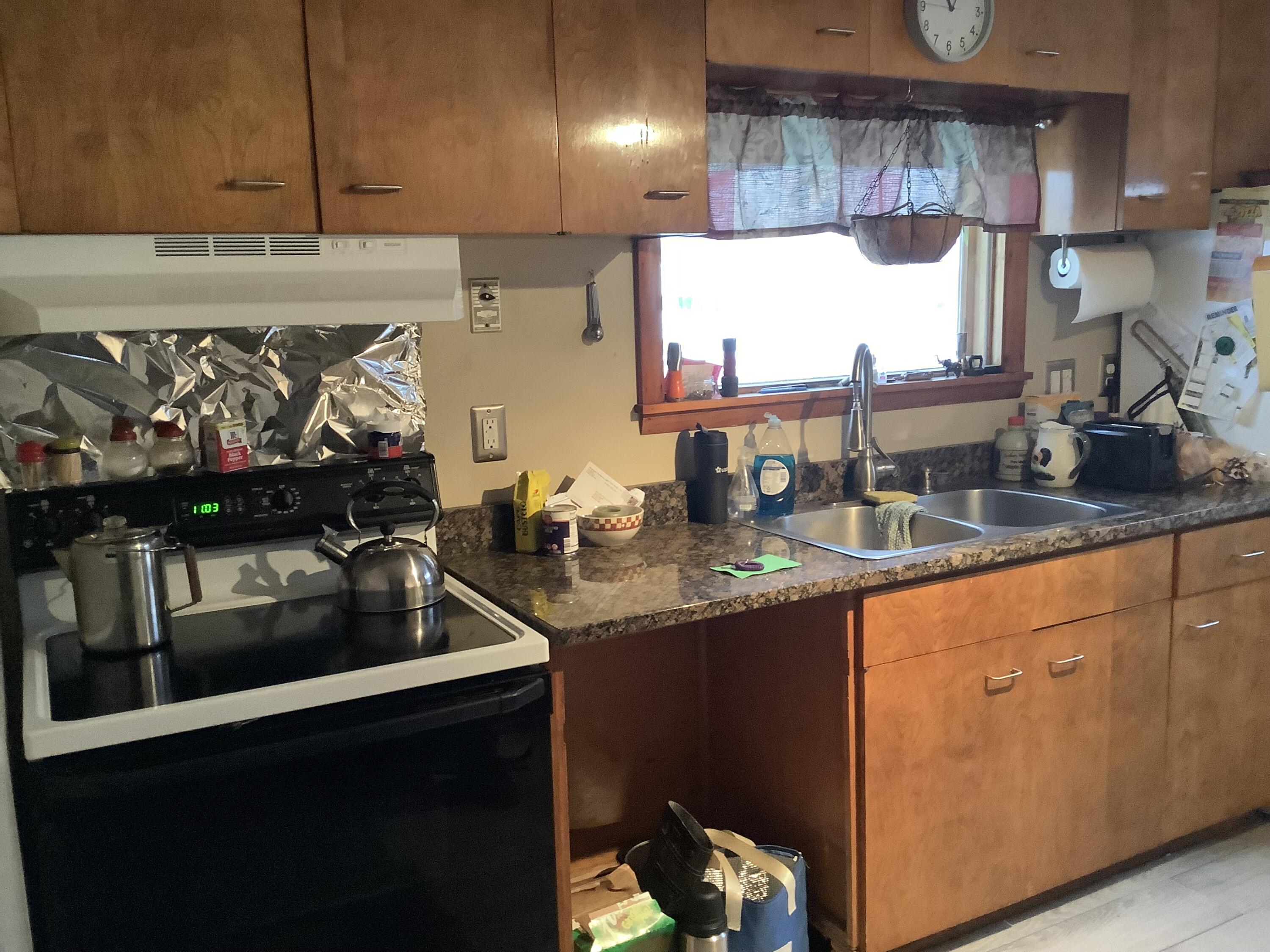 3013 West Chapman Road Mapleton, ME 04757 - Photo 3 of 43 IMG_9015