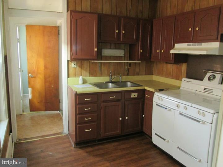 623 Weiser Street Reading, PA 19601 - Photo 5 of 15 Gallery Image 5
