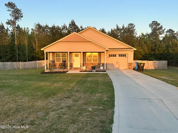 $264,900 | 263 Rowland Drive, Richlands, NC 28574